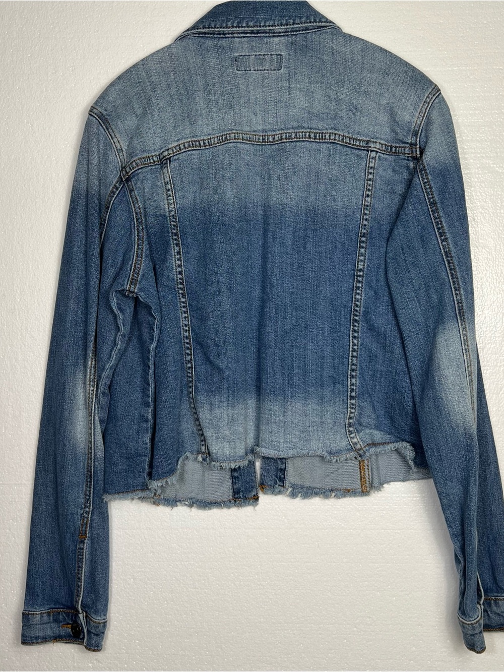Shyanne XL Blue Denim Jean Jacket Raw Frayed Hem Western Cowgirl Distressed Crop - Picture 5 of 5